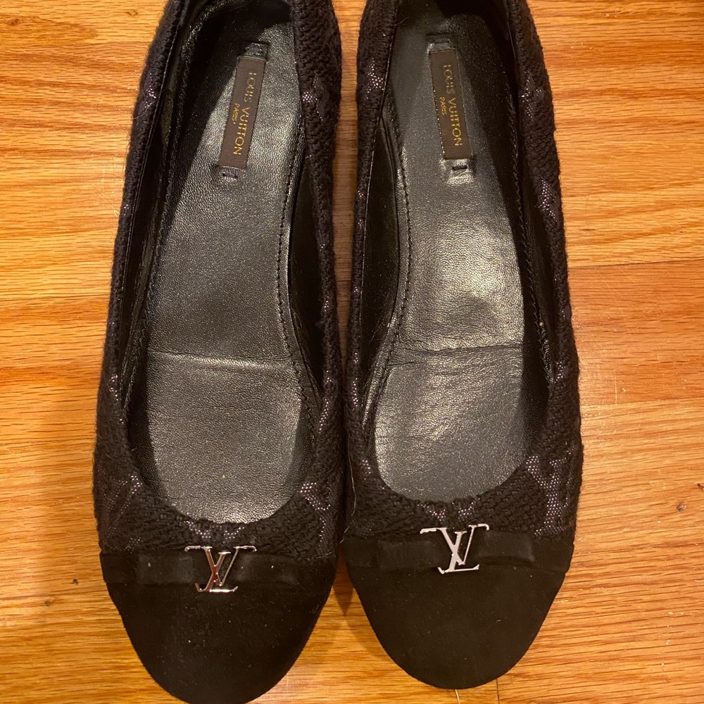 Louis Vuitton Monogram Flats Size EU 38